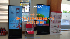 Cho thuê Standee điện tử 65 inch giá rẻ