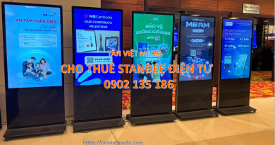 Thuê Standee điện tử 55 inch giá rẻ tại Hà Nội